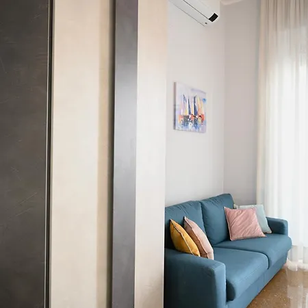 Mirabilia Colosseum Apartment *